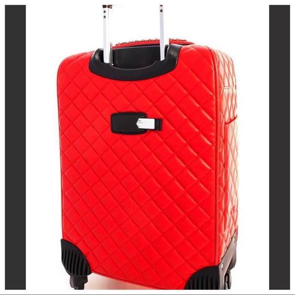 Black faux quilted leather 20" carry-on suitcase on spinner wheels - Picture 5 of 5